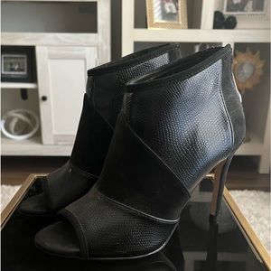 Black heeled booties - Women Size 7.5